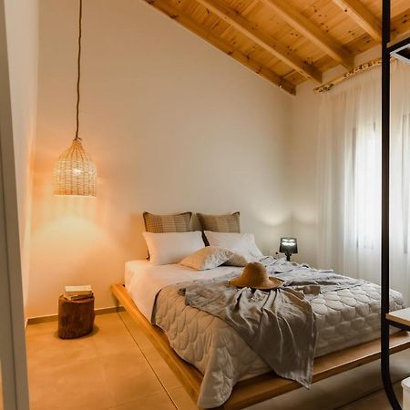 Mystes Apartment Самотраки Екстериор снимка