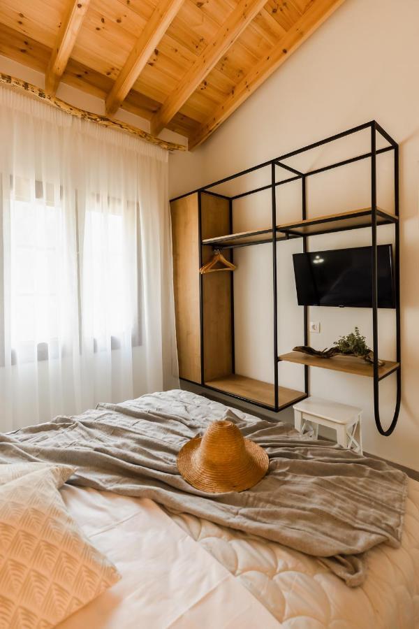 Mystes Apartment Самотраки Екстериор снимка